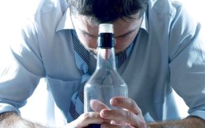 Вывод из запоя – особенности состояния и лечения